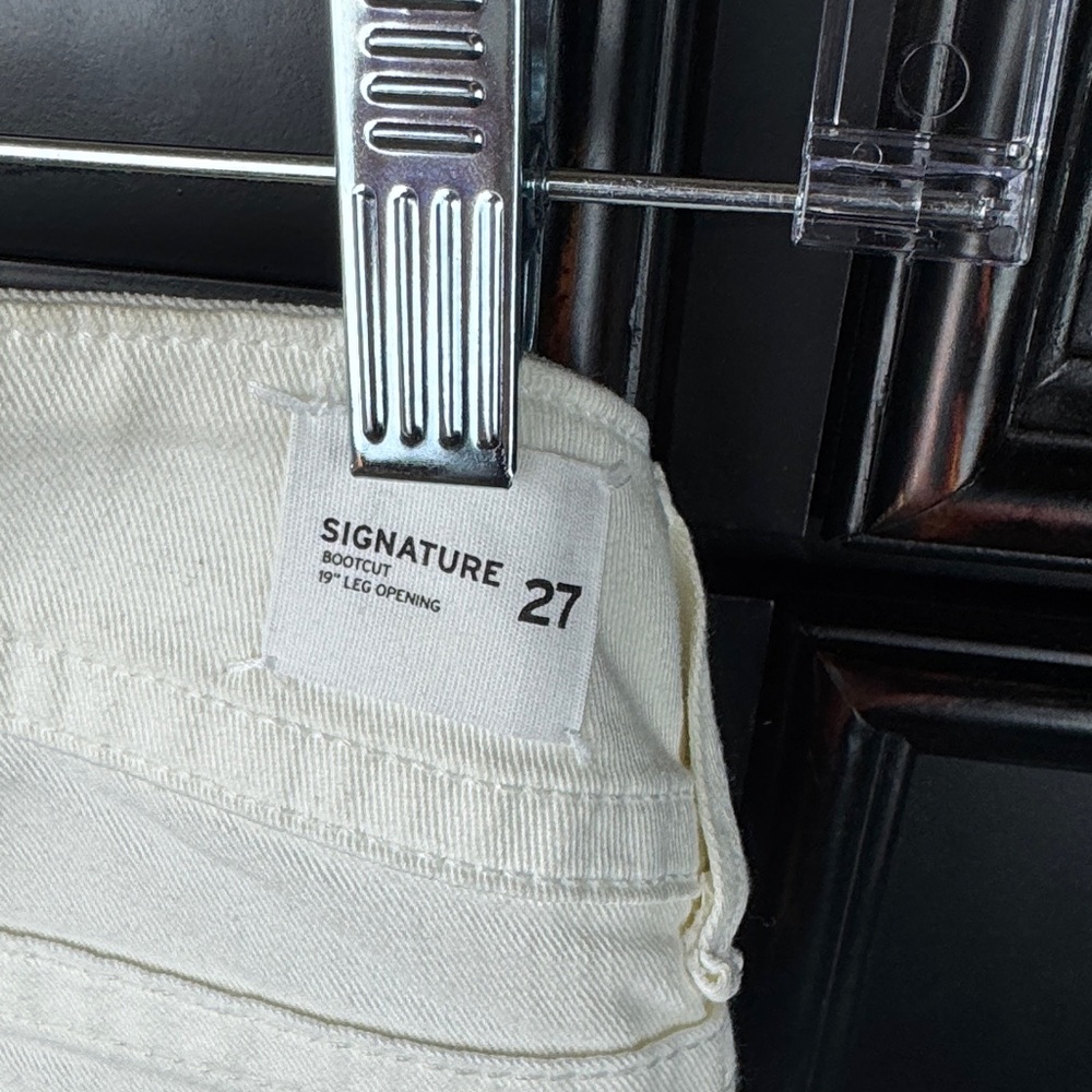 Hudson White Flared Jeans - Picture 4 of 11